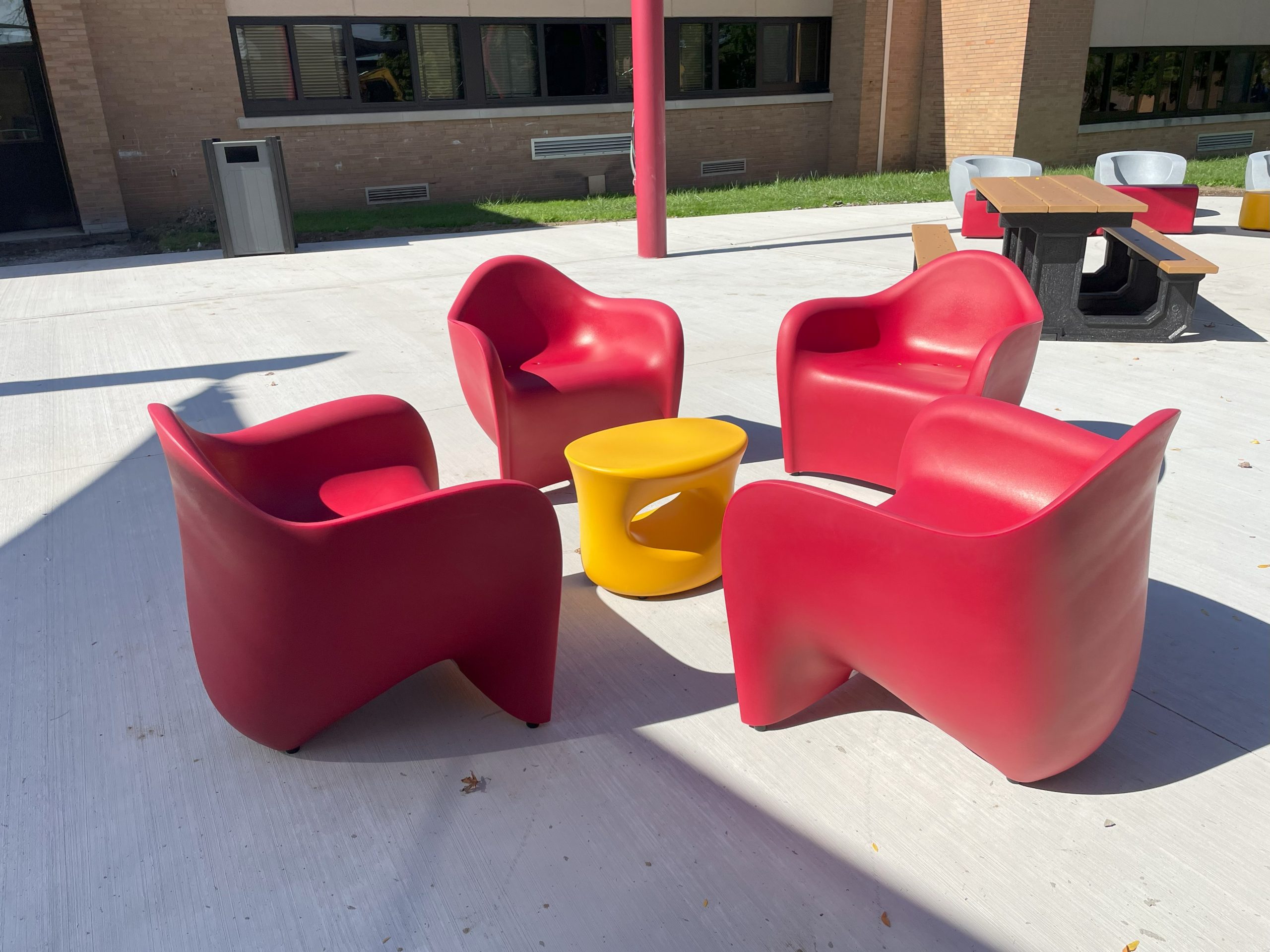 amped chairs – red